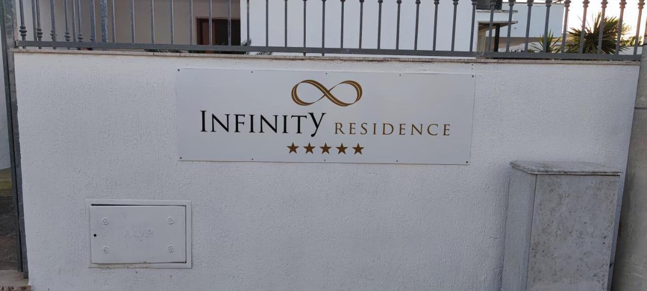 Infinity Residence Con Parcheggio Porto Cesareo Exteriör bild