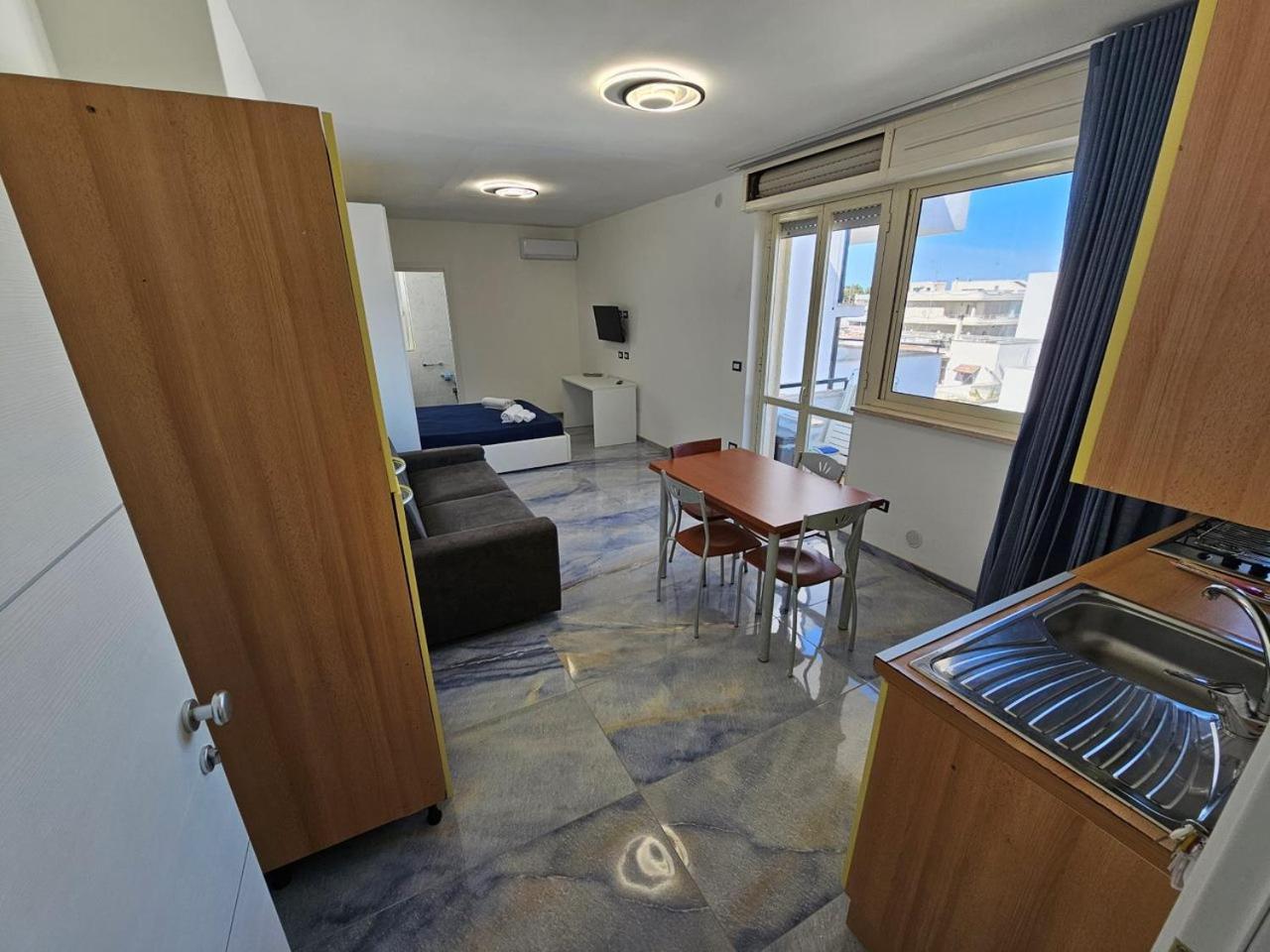 Infinity Residence Con Parcheggio Porto Cesareo Exteriör bild