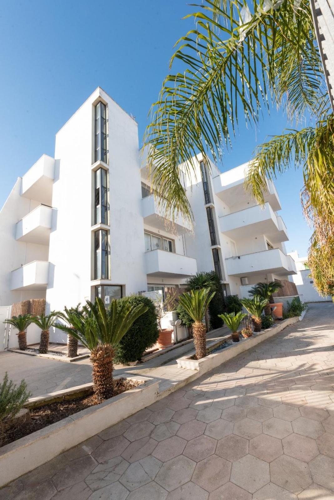 Infinity Residence Con Parcheggio Porto Cesareo Exteriör bild