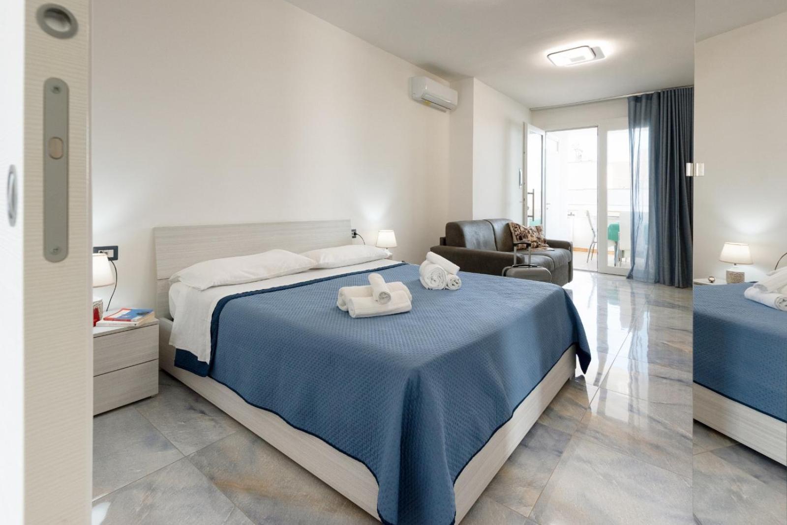 Infinity Residence Con Parcheggio Porto Cesareo Exteriör bild
